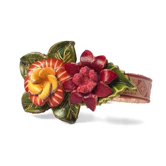 Blossom Boutique Jewelry - 2 LEFT! Genuine Leather Handmade Handcrafted Flower Snap Bracelet